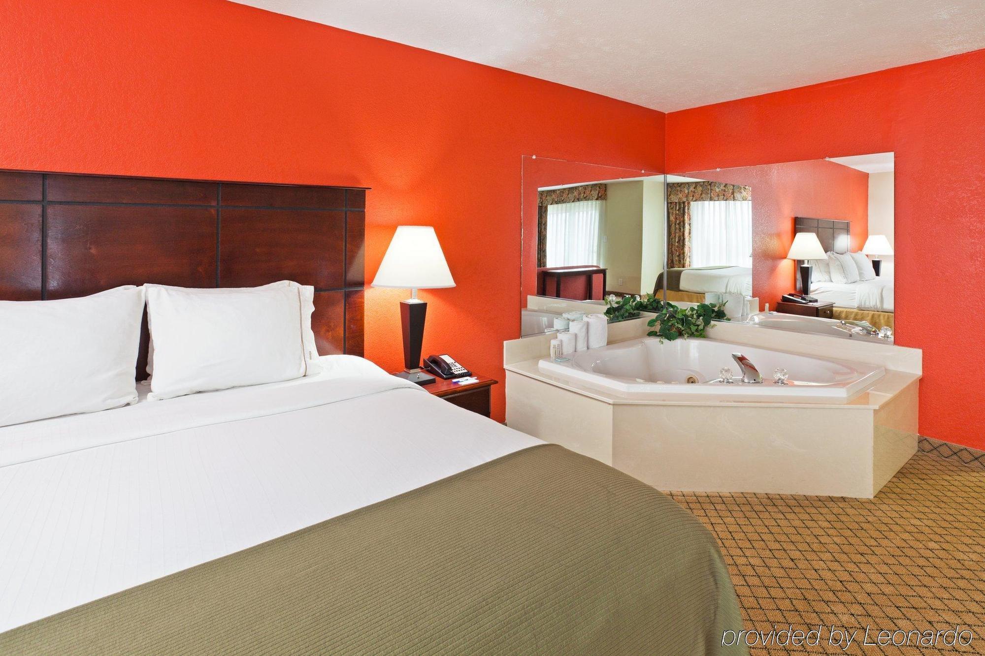 Holiday Inn Express Dandridge, An Ihg Hotel Dış mekan fotoğraf