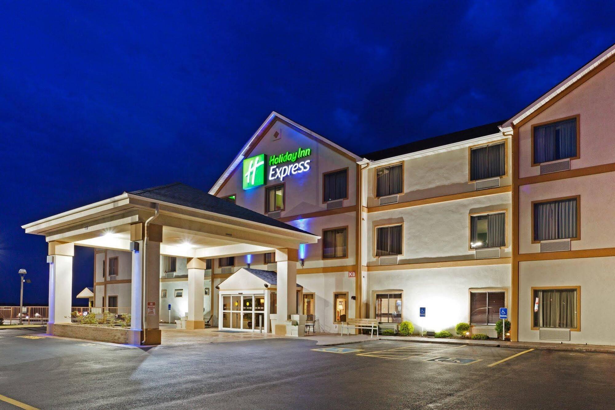 Holiday Inn Express Dandridge, An Ihg Hotel Dış mekan fotoğraf