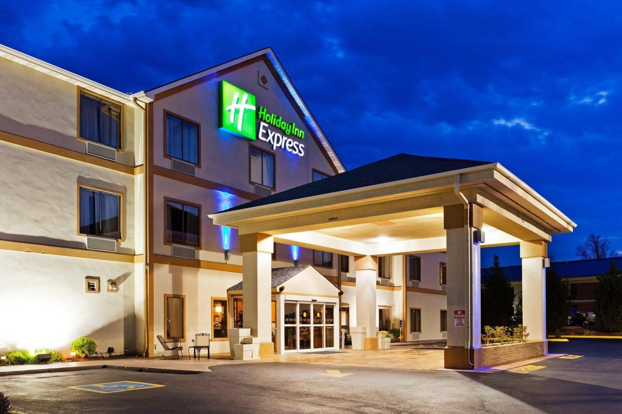 Holiday Inn Express Dandridge, An Ihg Hotel Dış mekan fotoğraf